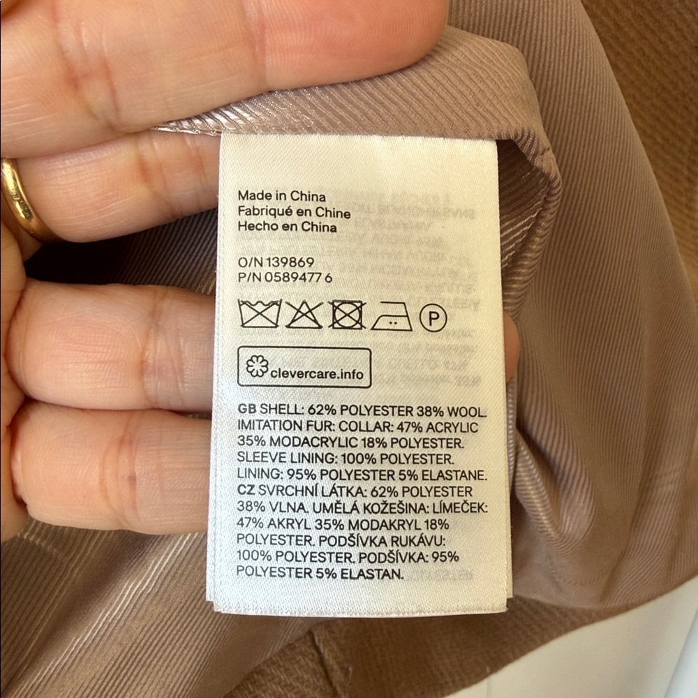 H&M Tan Teddy Jacket with Faux Fur Collar - Picture 3 of 6